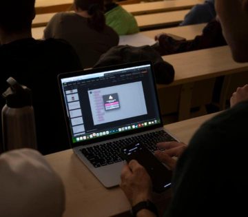 Az Mi mestereit kepzik a De Informatikai Karan 360x315