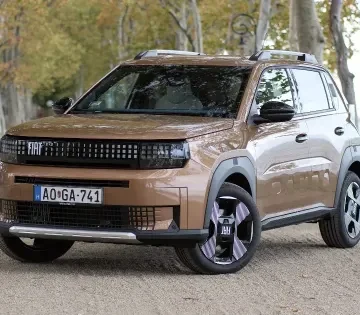 Ebbol a Fiatbol nem kell elektromosat venned ha lenduletesen akarsz autozni 360x315