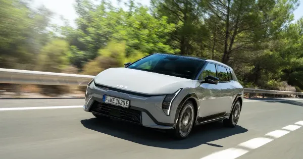 Kia EV4 10 perc alatt 100 kilometernyi toltes