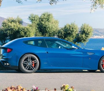 Szovetkarpitos ceges kombit kinalnak eladasra  Ja egy Ferrari az 360x315