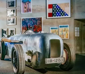 Trump megprobalta ravenni a Mercedest hogy koltozzenek az USA ba 360x315