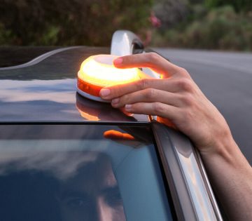 Uj kotelezo autos tartozekot vezettek be januartol 360x315
