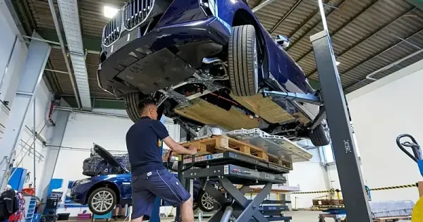 A BMW uj eletet adna a regi autoknak