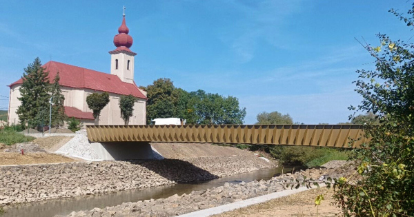 Aradas miatt hidat zar le az utkezelo
