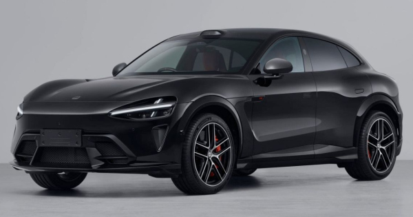Ferrari Suv hasonmas Kinabol ami erosebb mint az igazi 1