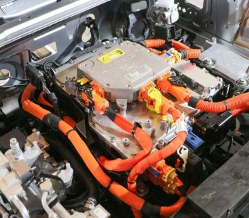 Johet az elektromos autok kozponti sebessegkorlatozasa 1 360x315