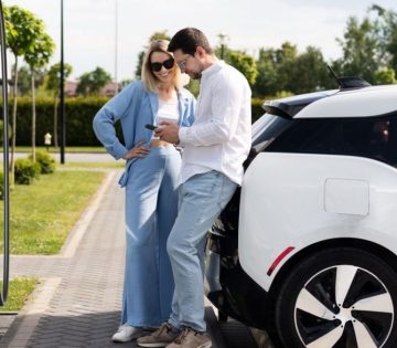 Lokest adhat az elektromos autozasnak egy uj tolto 360x315