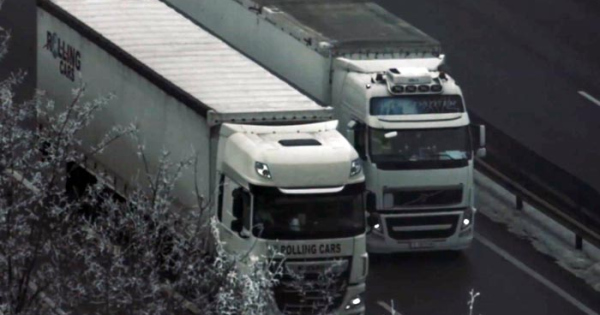 M7 szetcsaptak az elozgeto kamionosok kozott