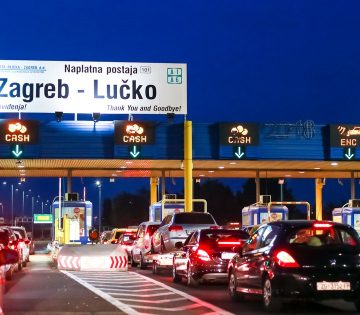 Nagy valtozas a magyarok kedvenc nyaralohelyen Iden eltunnek a horvat autopalyakrol a fizetokapuk 360x315
