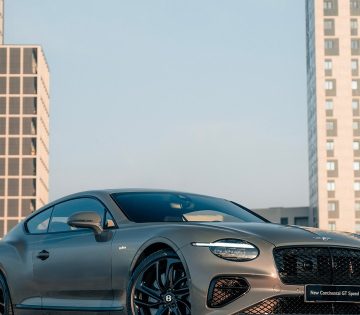 Rendorok szeme lattara utkozott a betonfalnak Bentley jevel a volt sportvezeto 360x315