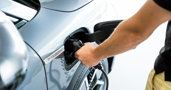 5 perc alatt feltoltheto auto akkumulatort keszitett a BYD