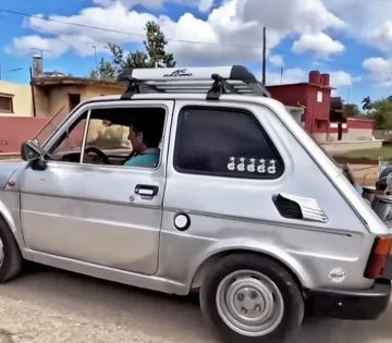 Egy kubai ferfi kinjaban megcsinalta az ev sufnituningjat egy kis Polskin 360x315