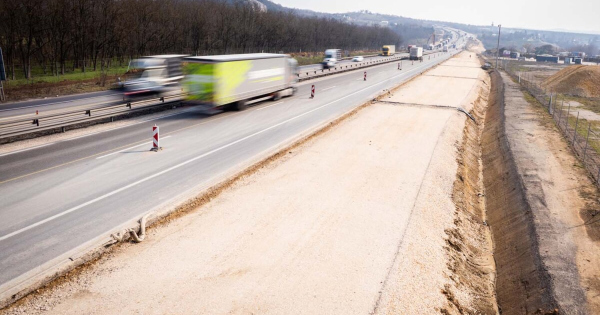 Nagy elorelepes az M1 esen 15 uj foton a bovites