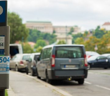 Uj kenyelmi funkcio konnyiti meg a magyar autosoknak a parkolast 360x315