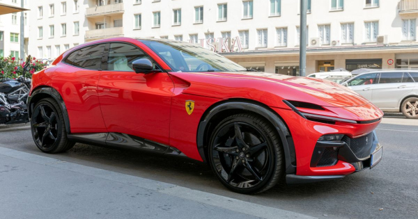 Elkepeszto szinten megy a rongyrazas ezek a magyar milliardosok kedvenc luxusautoi ritkasagok a toplistan