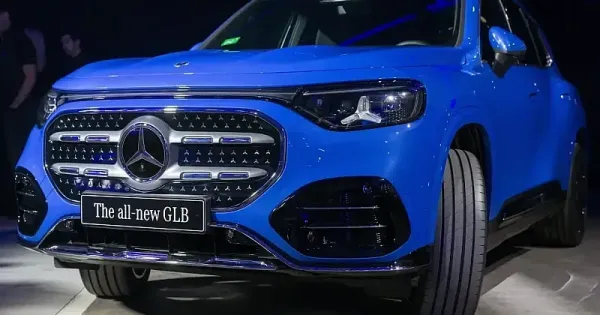Kecskemetre epiti elektromos jovojet a Mercedes