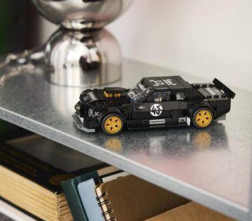 Ken Block emleket orzi ezzel a Mustanggal a Lego 360x315