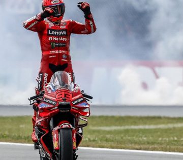 Marc Marquez nyerte a kaotikus spanyol sprintfutamot 360x315