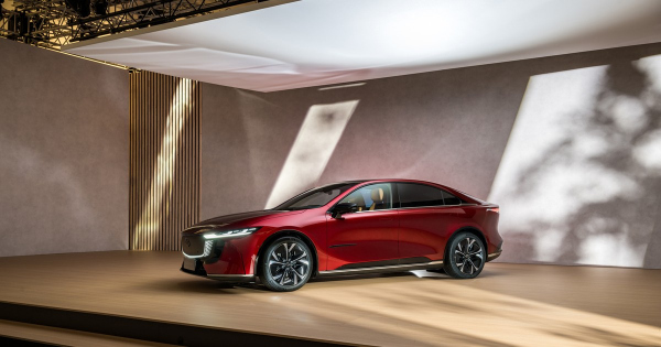 Mutatjuk melyik Mazda kapta a World Car Design of the Year dijat