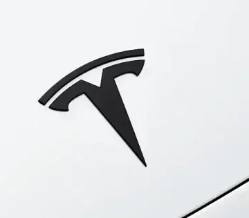 Olcsobb es kisebb elektromos SUV n dolgozik a Tesla 360x315