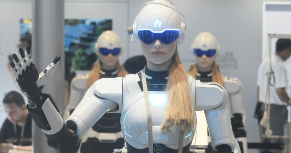 Online ertekesit humanoid robotokat a Chery