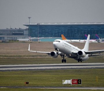 Pozsonybol indulo jaratokat torolt a Ryanair 360x315