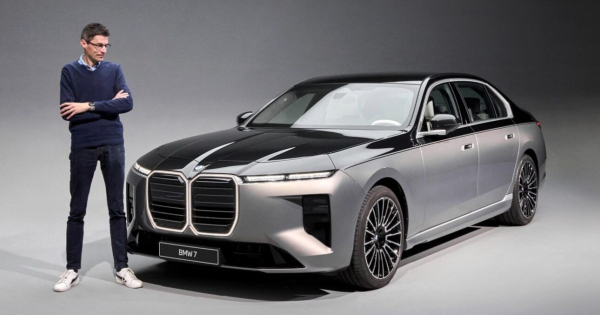 Progressziv luxus Bmw modra megneztuk az uj 7 est