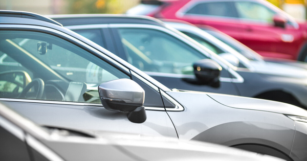 Rekordmennyisegu auto erkezik Magyarorszagra