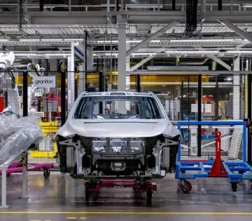 Ritka kepsorok Svedorszagbol Igy keszulnek az uj Volvok a gyartosoron 360x315