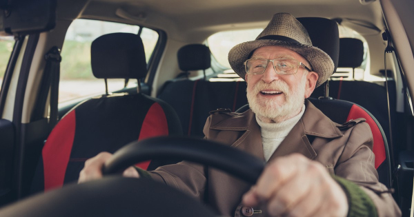 Top 7 auto idoseknek 2026 ban – mutatjuk melyik eri meg igazan