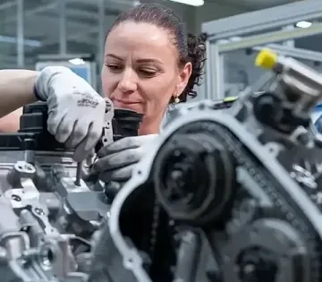 Uj benzinmotor gyartasa indult el a gyori Audinal 360x315