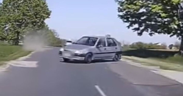 A legrosszabb pillanatban ment ki elozni a kovetkezmenyek ot is megleptek
