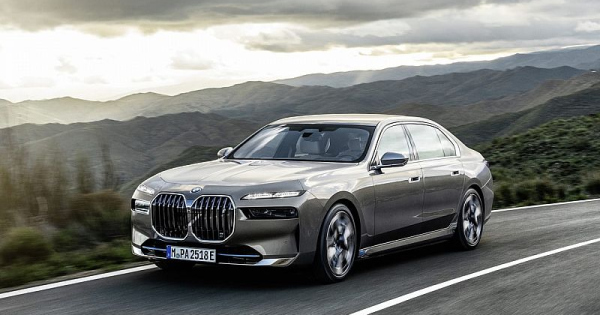 Nagyot esett a BMW nyeresege