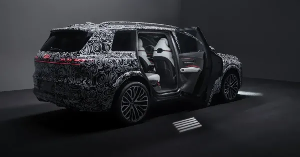 Tenyleg ez lesz az A8 helyett Hivatalos fotokon az Audi ujdonsaga ime a Q9