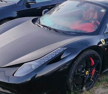 100 millios Ferrarit fogtak a kiskunhalasi rendorok 360x315