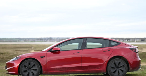 A Tesla visszavette a vezetest az elektromos autok piacan