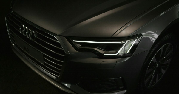 A sikeres SUV harmadik generacioja az uj Audi Q7 ben egyesul a sokoldalusag es a teljesitmeny