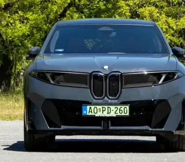 Az elektromos BMW ami mar ugy hasznalhato mint egy benzines 360x315