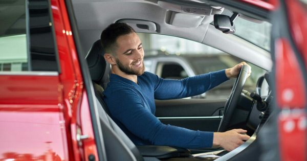 Az elektromos jarmuvek villanyozhatjak fel az autolizing szektort