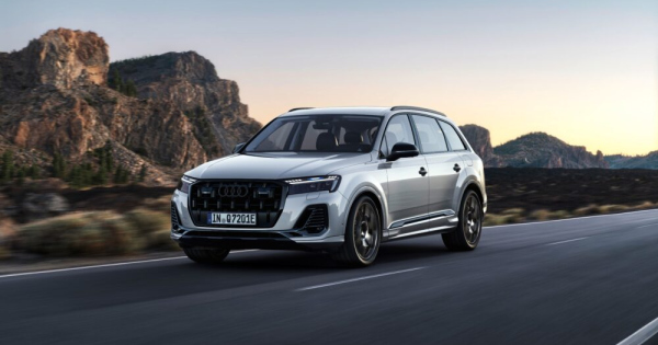 Bucsu a masodik generaciotol – Az Audi Q7 tortenete ravilagit arra hogyan valtozott meg az autoipar az elmult husz evben