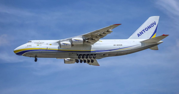 Nagyon kulonleges vendeg erkezett szombaton Ferihegyre a legendas ukran orias egy Antonov–124 es