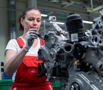 Orszagokon ativelo fejlesztes eredmenye az Audi Rs 5 plug in hibrid hajtaslanca 360x315