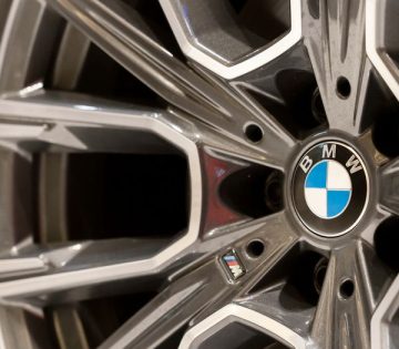 Robotokat allitott munkaba a BMW az alkatreszgyartasban segitenek az emberszeru gepek 360x315
