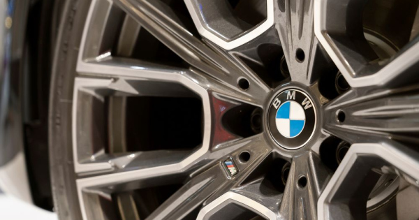 Robotokat allitott munkaba a BMW az alkatreszgyartasban segitenek az emberszeru gepek