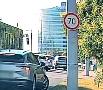 Skodas harcolt a buszossal az Arpad hidnal a koccanas utan meglepo dolog tortent 360x315