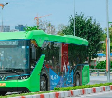 Uj elektromos busszal bovult Veszprem kozossegi kozlekedese 360x315
