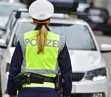 Ausztriaba autozik Millios birsag is varhat onre 2027 tol 360x315