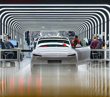 Bedurrantja a raketak Europaban a Tesla 360x315