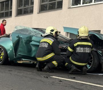 Elkoboznak a szabalyszegok autojat itthon 360x315