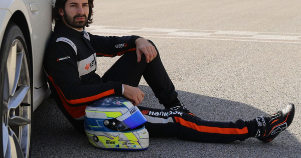 Hankook premier A Porsche 911 Carrera Ventus S1 Evo Z sportabroncsokkal kerul ki a gyarbol